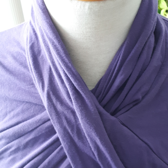 JNY | Fitted Turtleneck Top - Picture 6 of 12